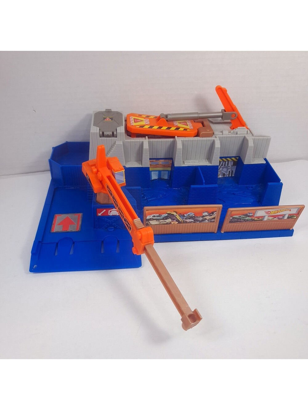 Hot Wheels Car Crusher Action Playset H9575 1998 track junkyard Vintage PARTS